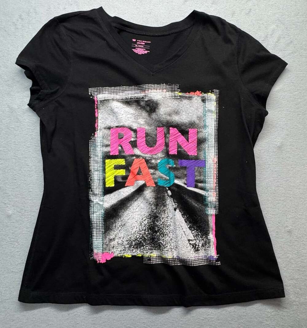 Tek Gear Run Fast V-Neck T-Shirt Size XL Black DryTek Graphic Short Sleeve